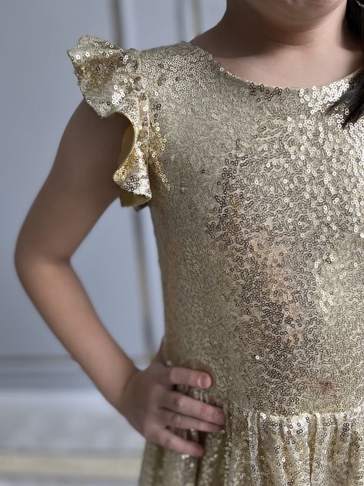 Прокат платье золотистое