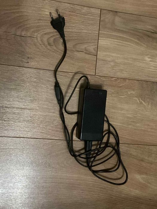 Vând hoverboard Myria