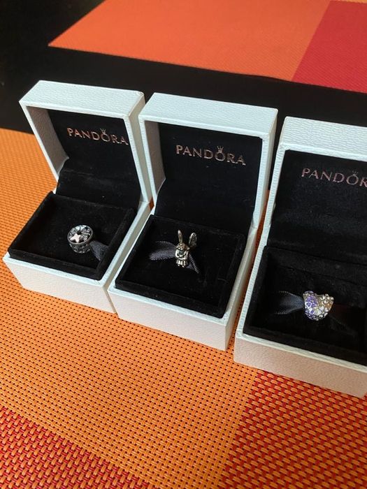 Браслеты в стиле Пандора