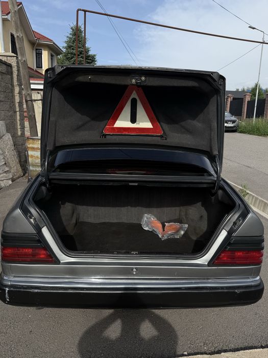Mercedes benz 124 . Мерс 124