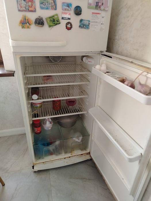 Продам холодильник BOSCB в рабочем состоянии