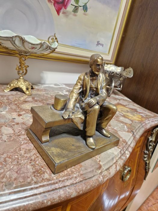 Страхотна антикварна бронзова фигура статуетка Ейбрахам Линкълн