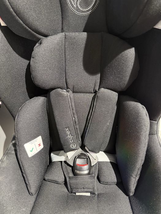 Scaun auto Sirona Z2 i-Size Plus Deep Black+ Baza Isofix