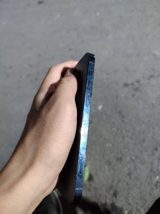 Продается Айфон 12 про