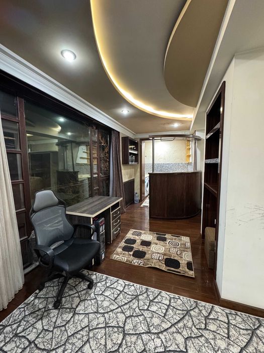 Сдается в аренду 1-комнатная квартира в самом центре Ц1 (1/4/4)