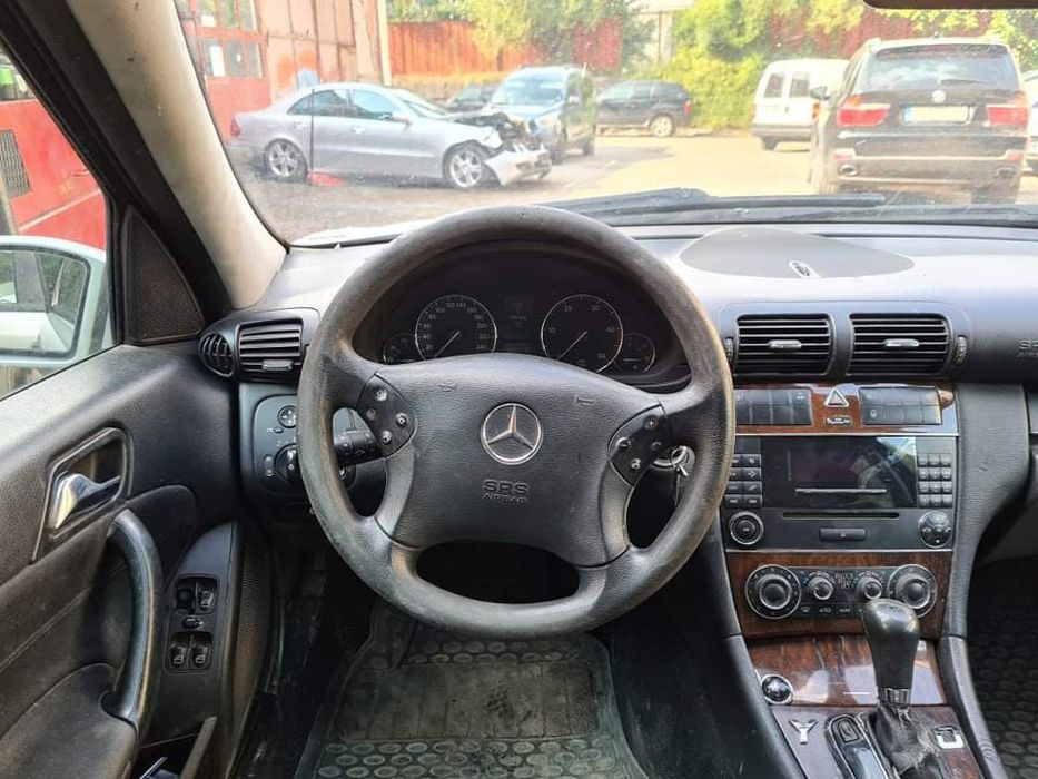 Mercedes W203 C220CDI 150кс 646 автоматик комби НА ЧАСТИ!