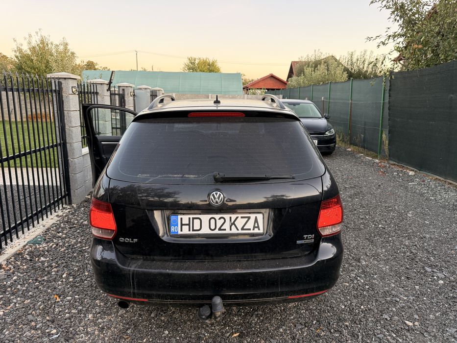 Vând Volkswagen Golf 6 Variant (Combi) – 1.6 TDI – An 2011