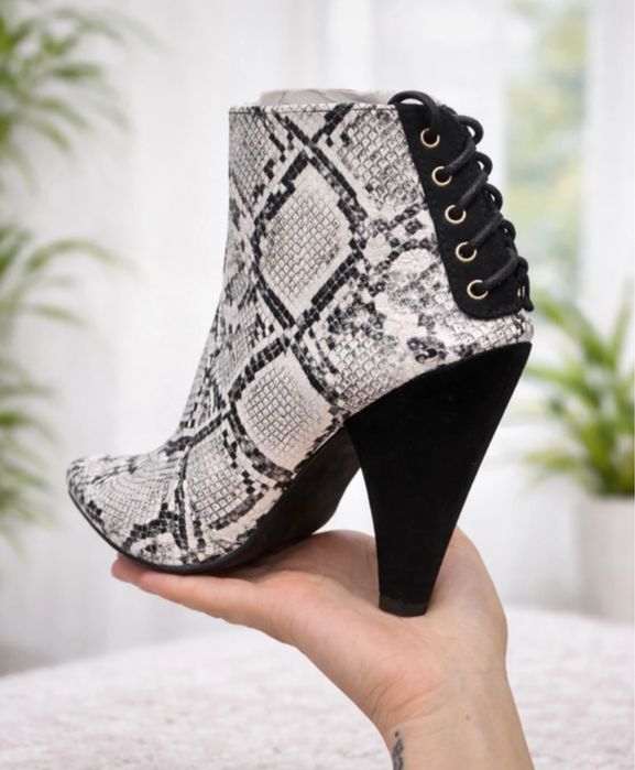 Ghete dama cu toc NOI JustFab marimea 38