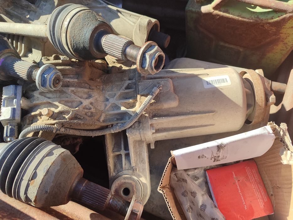 Продам на Шевроле Каптива 2.4