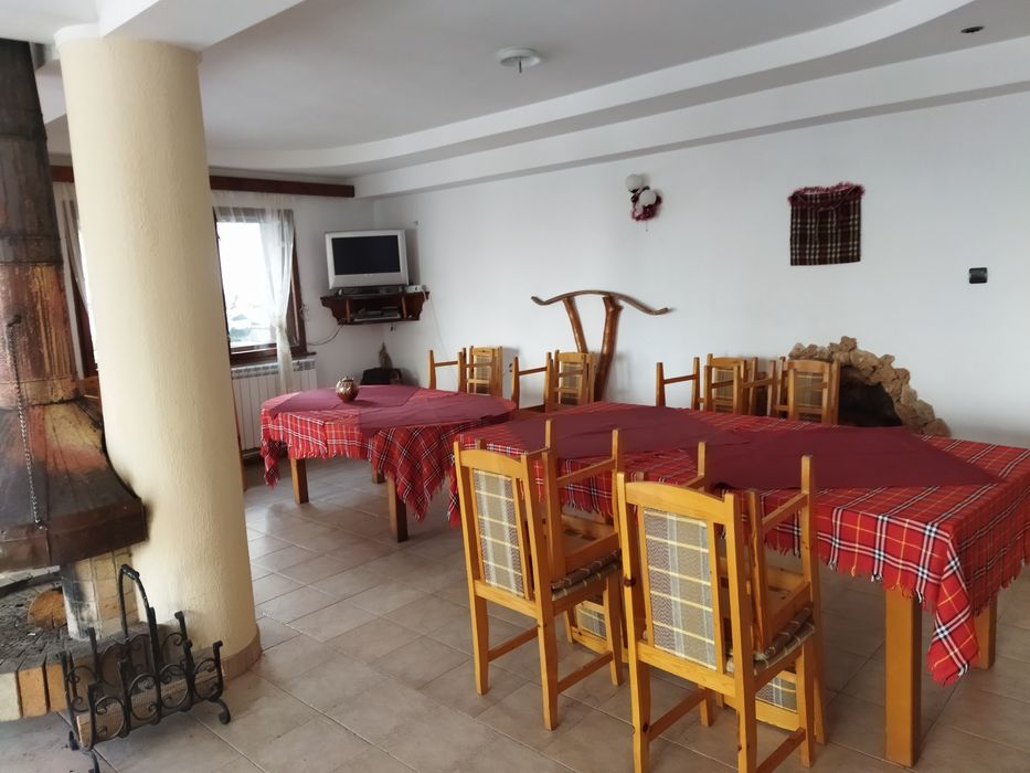 Продава се Хотел в к.к. Пампорово - 1115 кв.м за 476 €/кв.м - Снимка #11