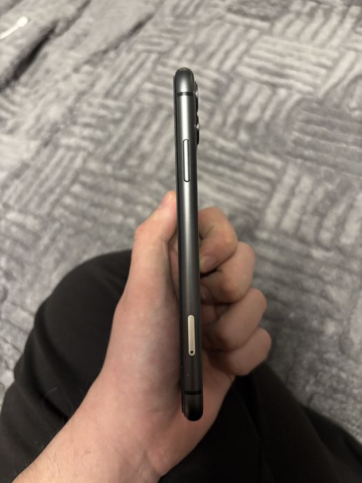 Iphone 11 64gb. 100акб