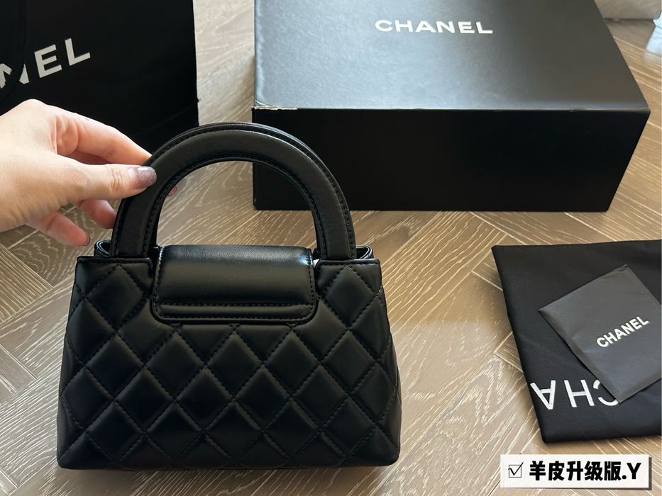 Geanta Chanel piele