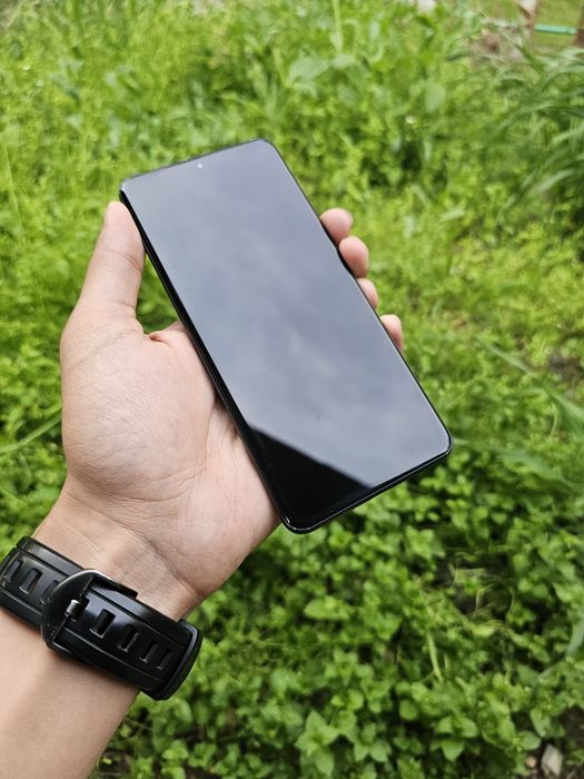 Samsung Galaxy S20 Ultra 5G. Joyi 256 GB 5G. Snapdragon 865. Ime bor