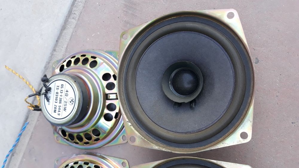 Колонки, динамики бмв е34.