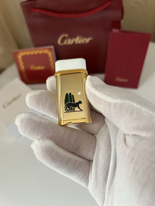 Cartier Panthere запалка с кутия и документи