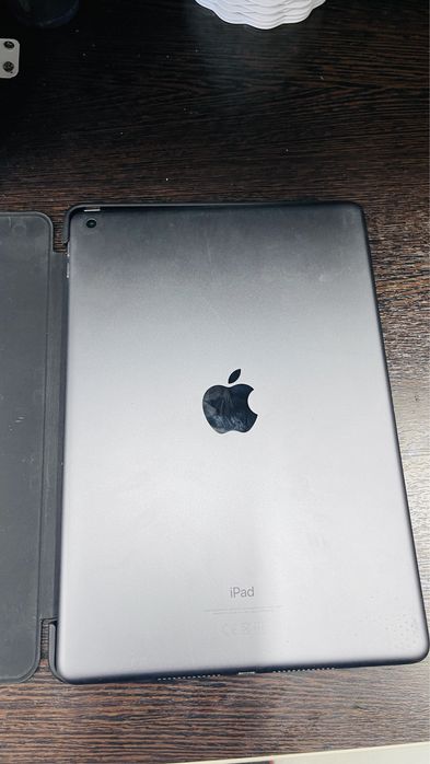 Продам ipad 9 64 gb