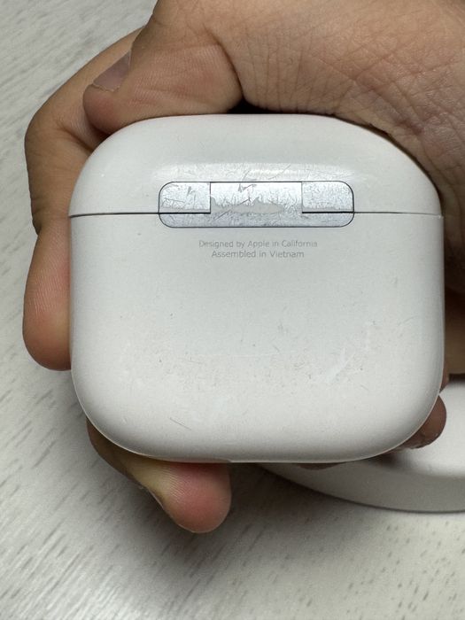 Продам AirPods 4 (ANC)