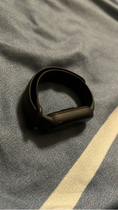 Часы наручные Mi bend 6