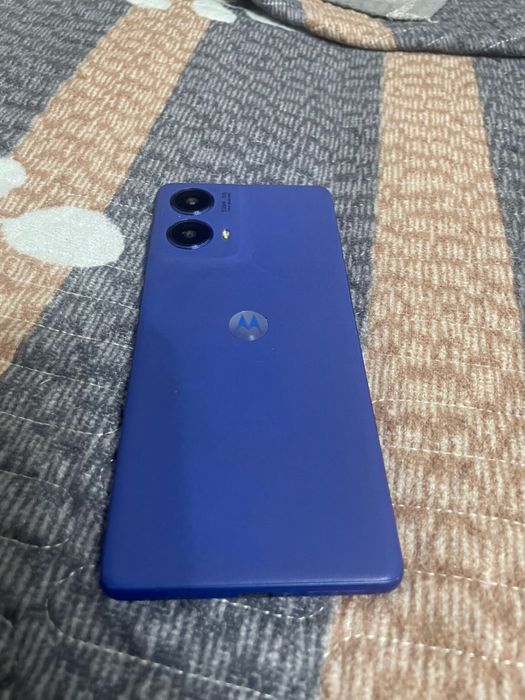 Продам телефон моторала игровой !!!