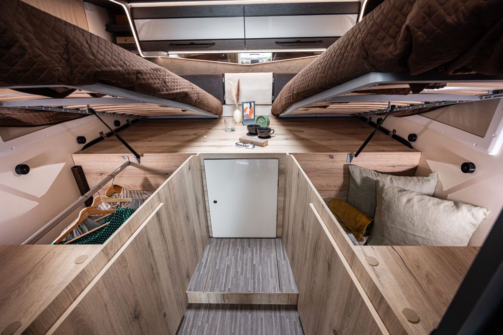 Autorulota Semiintegrata Elnagh T-LOFT 530, nou, an 2026