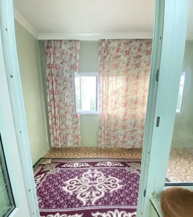 Срочно продам  4-х квартиру