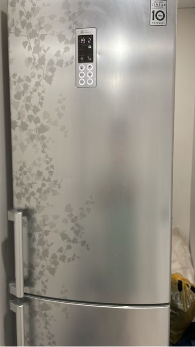 Продам холодильник Lq на зап части