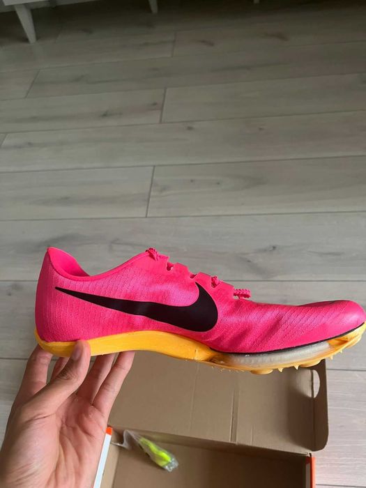 Шиповки для спринтерского бега