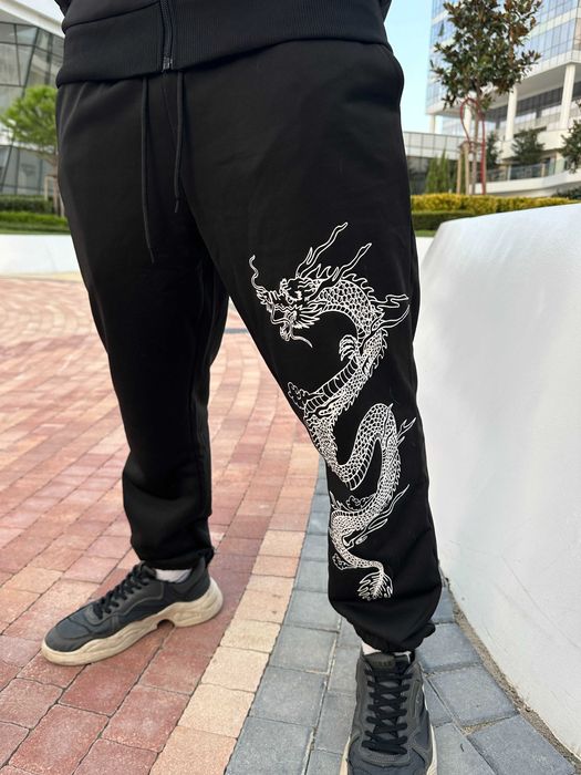 Мъжки черен спортен комплект в японски мотиви