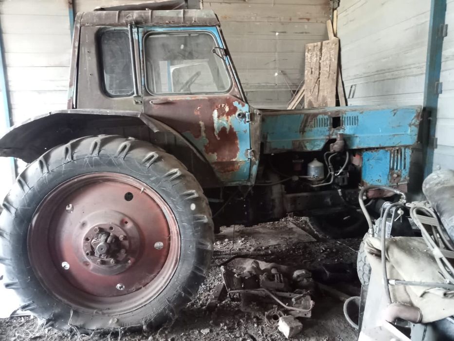 Продам      трактор