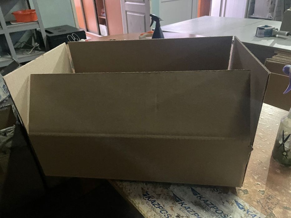 Коробки картонные