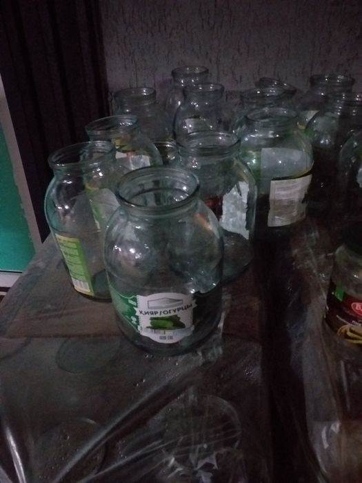 Банки 2 литра по 50 тенге местоположение  айнабулак 2