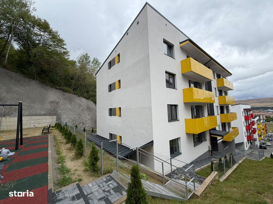 Apartament de vanzare 3 camere, 2 bai , terasa de 70 mp si parcare sub
