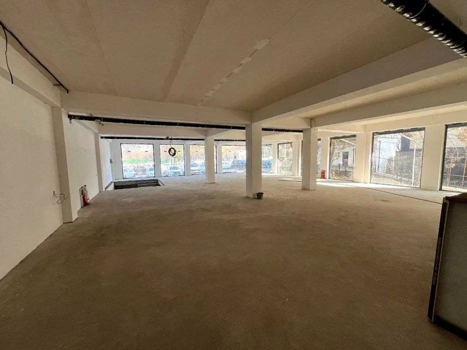 Продается здание, первая линия, Чиланзарский р-н, метро Чиланзар