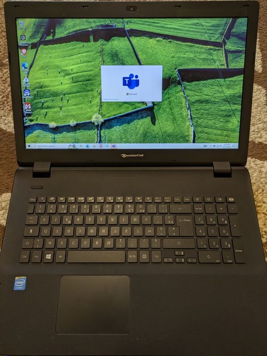 Laptop Packard Bell 17"  cu display mare