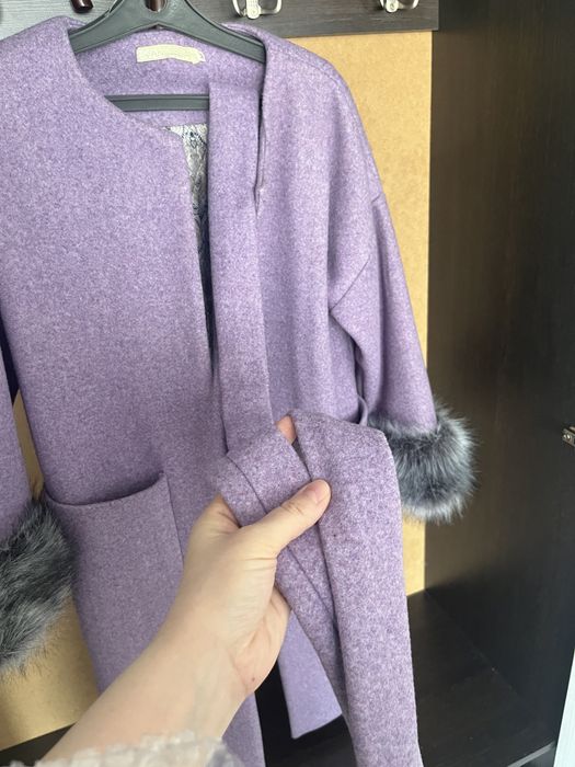 Продам пальто димисезон, размер М