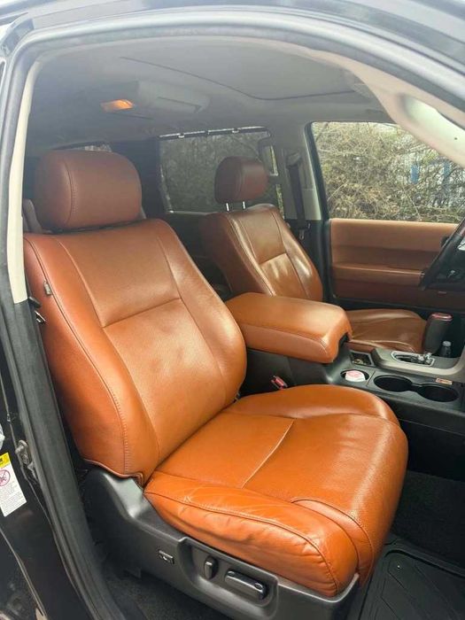 Toyota Sequoia 5.7 газ