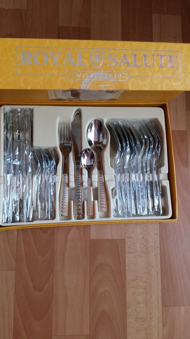 Набор столовых приборов