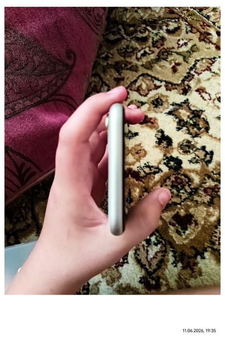 Iphone 11 128гб 83 акб.