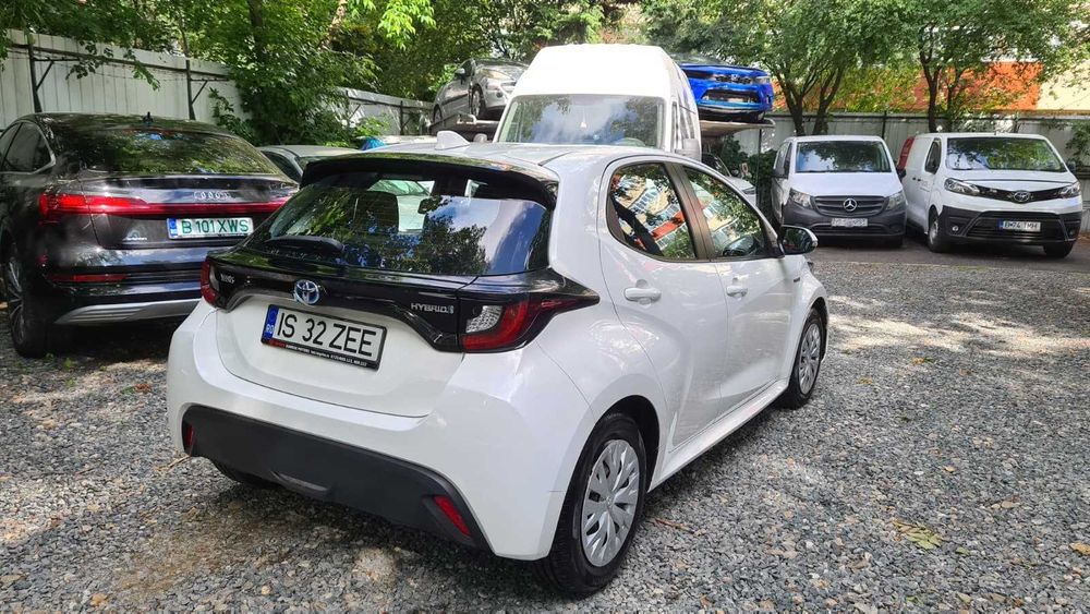 Toyota Yaris , 2021 1.5 hibrid , km 77969 detalii pe autoavariat-ro