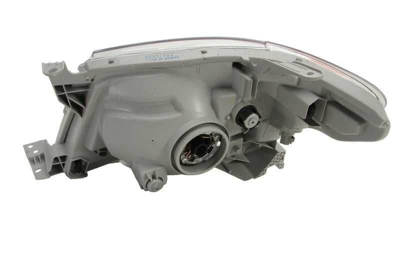 Far Toyota Hilux 2004-2008 - Stanga sau Dreapta