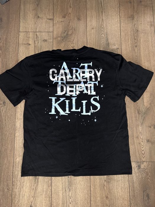 Tricou Gallery Dept M