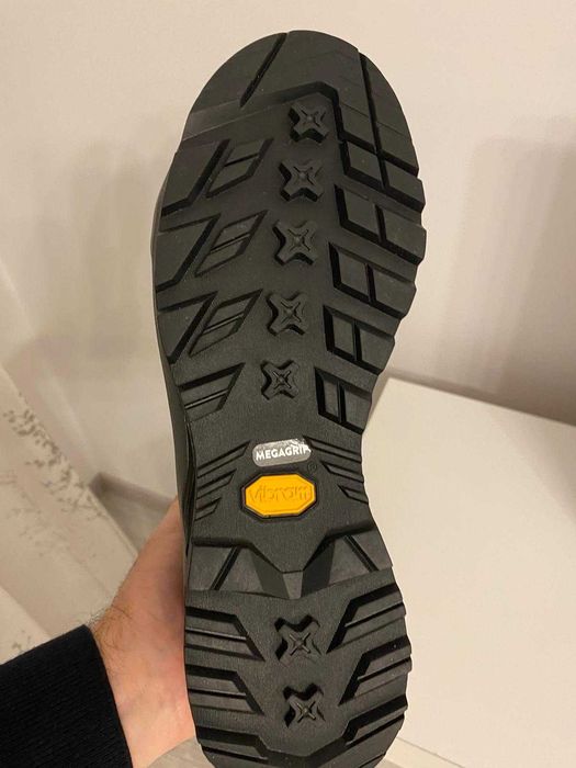 Vând ghete ARC'TERYX  Trekkings  Acrux  Tr  Gtx