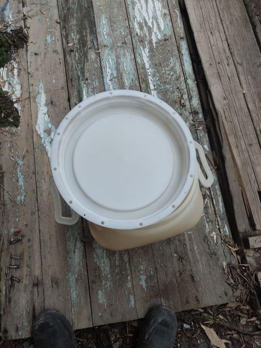 Бочки пластиковые продам