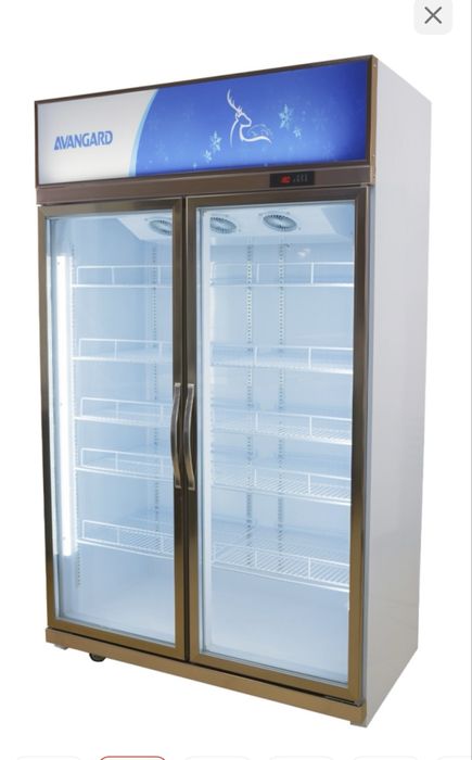 Продам витринный холодильник