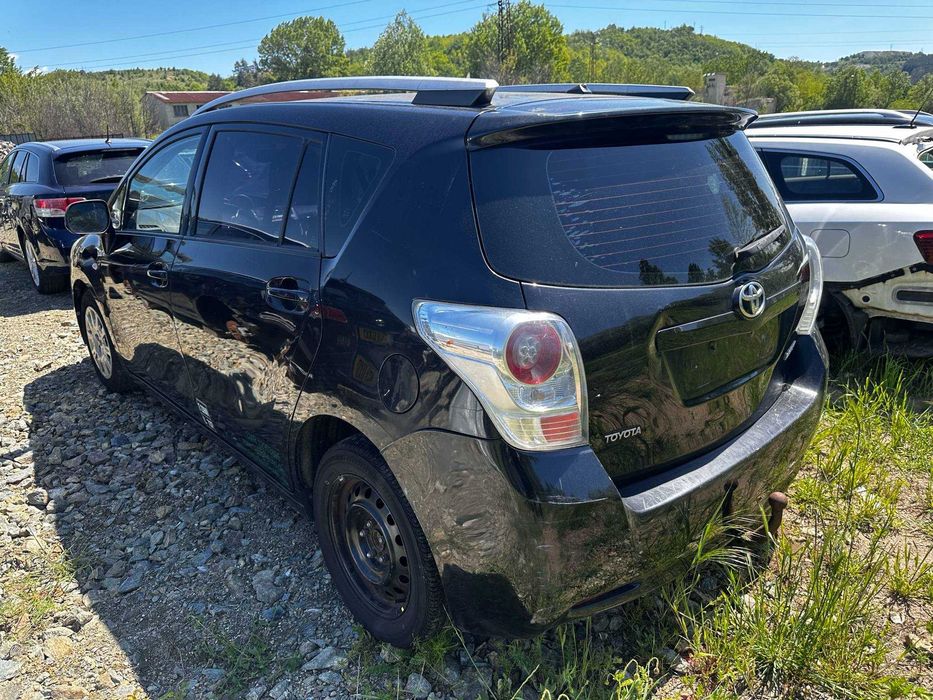 На части Toyota Verso 2.0 дизел 126 к.с., 2009 година