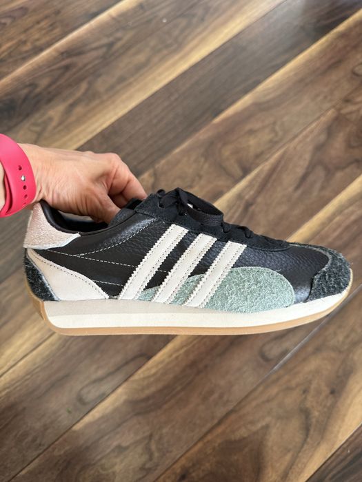 Кожени черни Маратонки/Кецове Adidas Country OG black low, 37,5 НОВИ