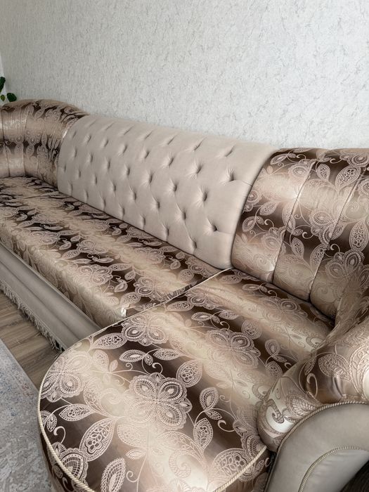 Срочно продам диван