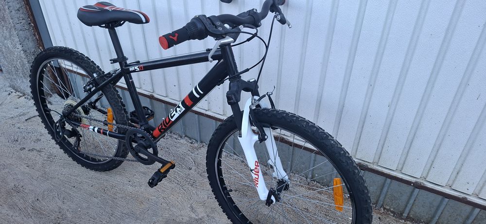 Bicicleta Rockrider 24", pentru copii 8-12 ani.Pret fix.