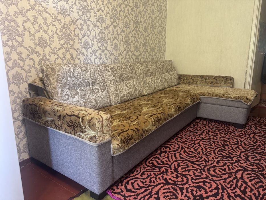 Продам угловой диван