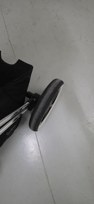Продаю коляску cybex platinum